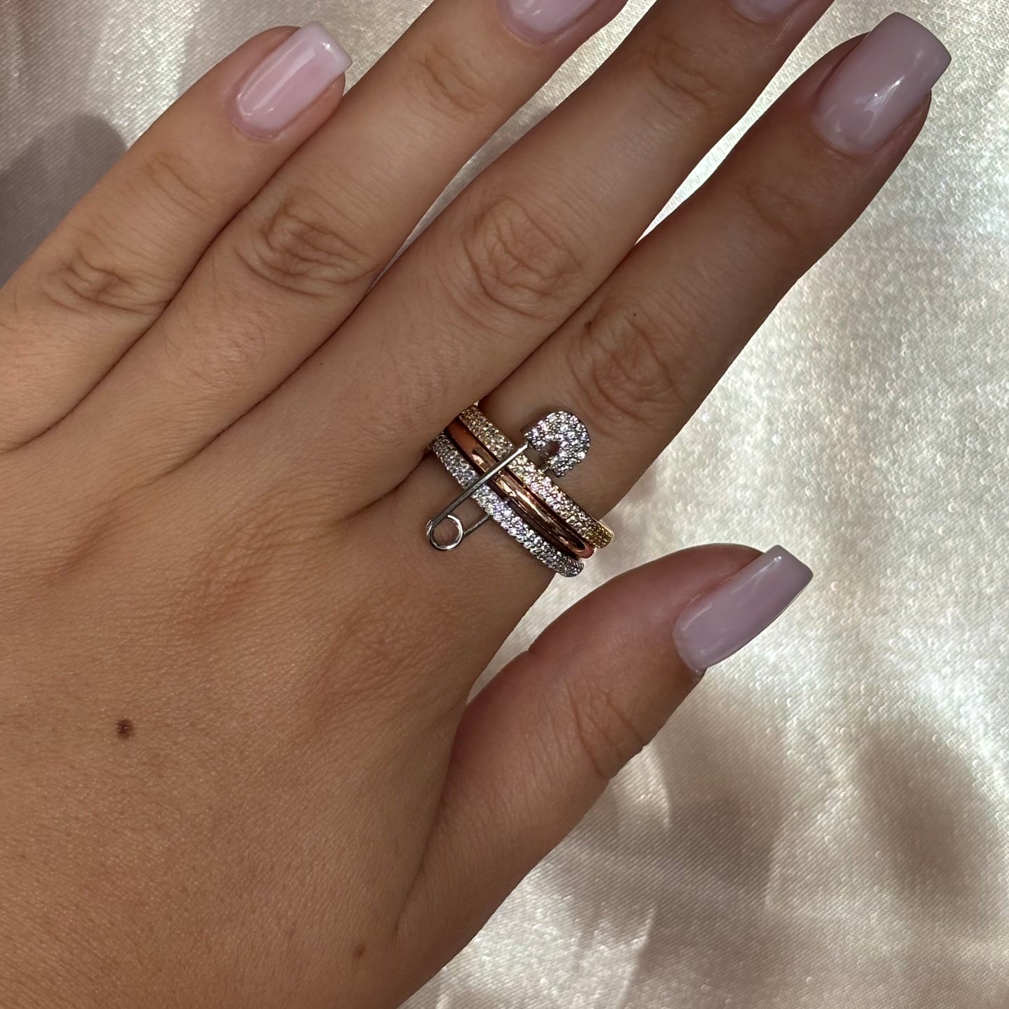 Pin Ring