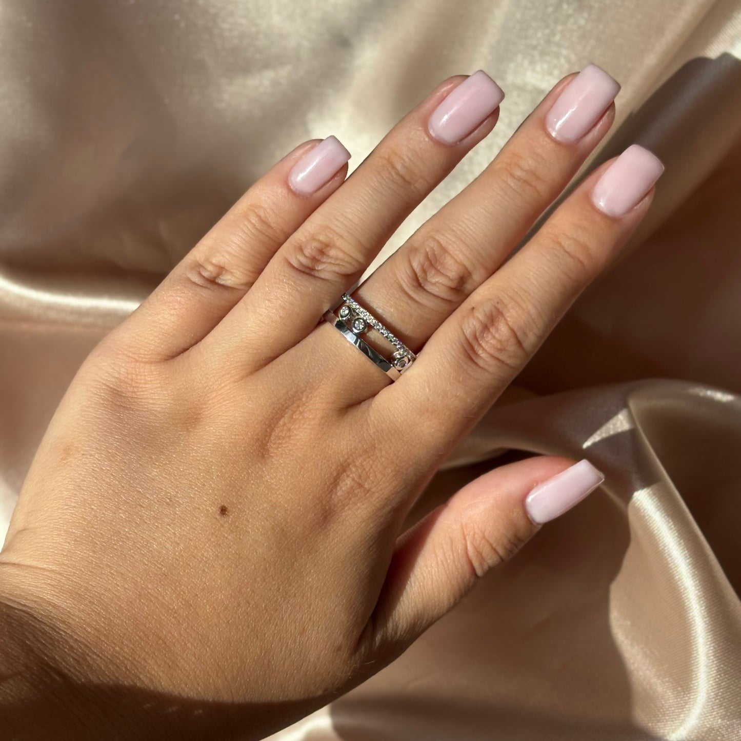 Joli Pavé Slim Ring