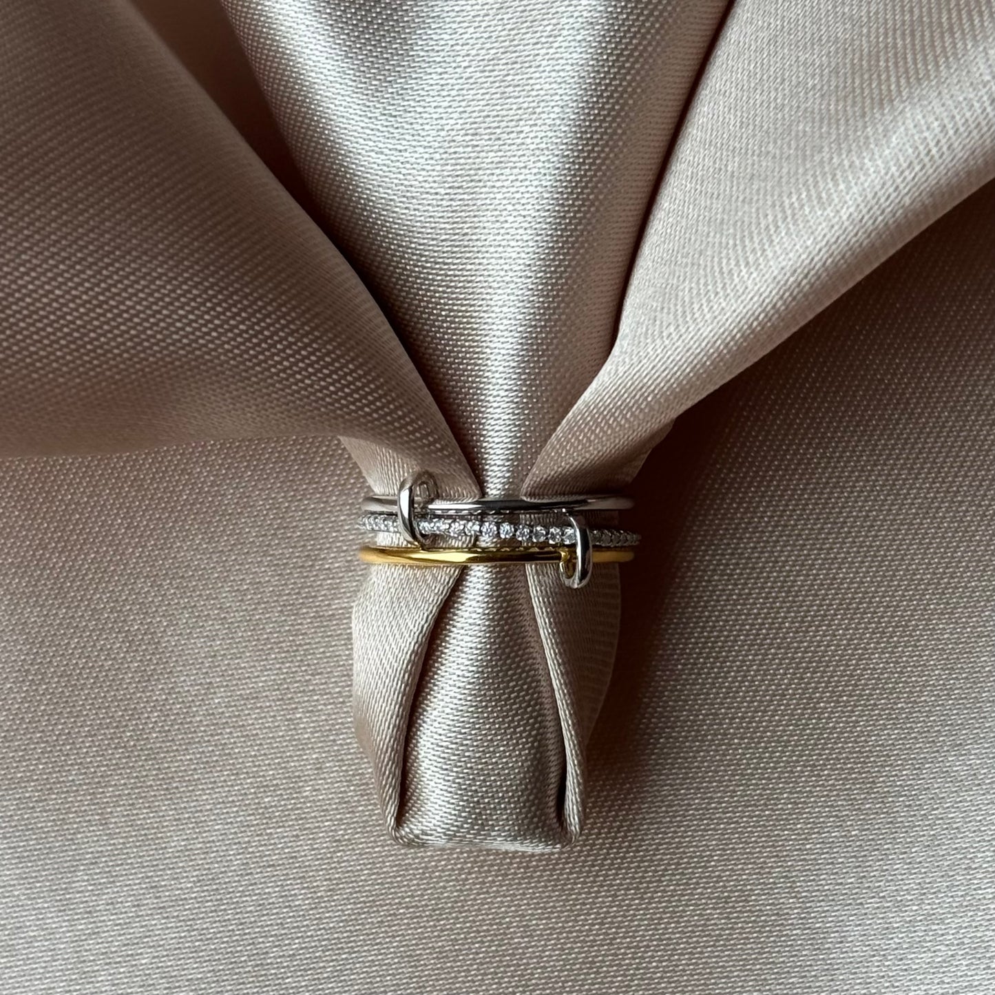 Shine Trio Ring