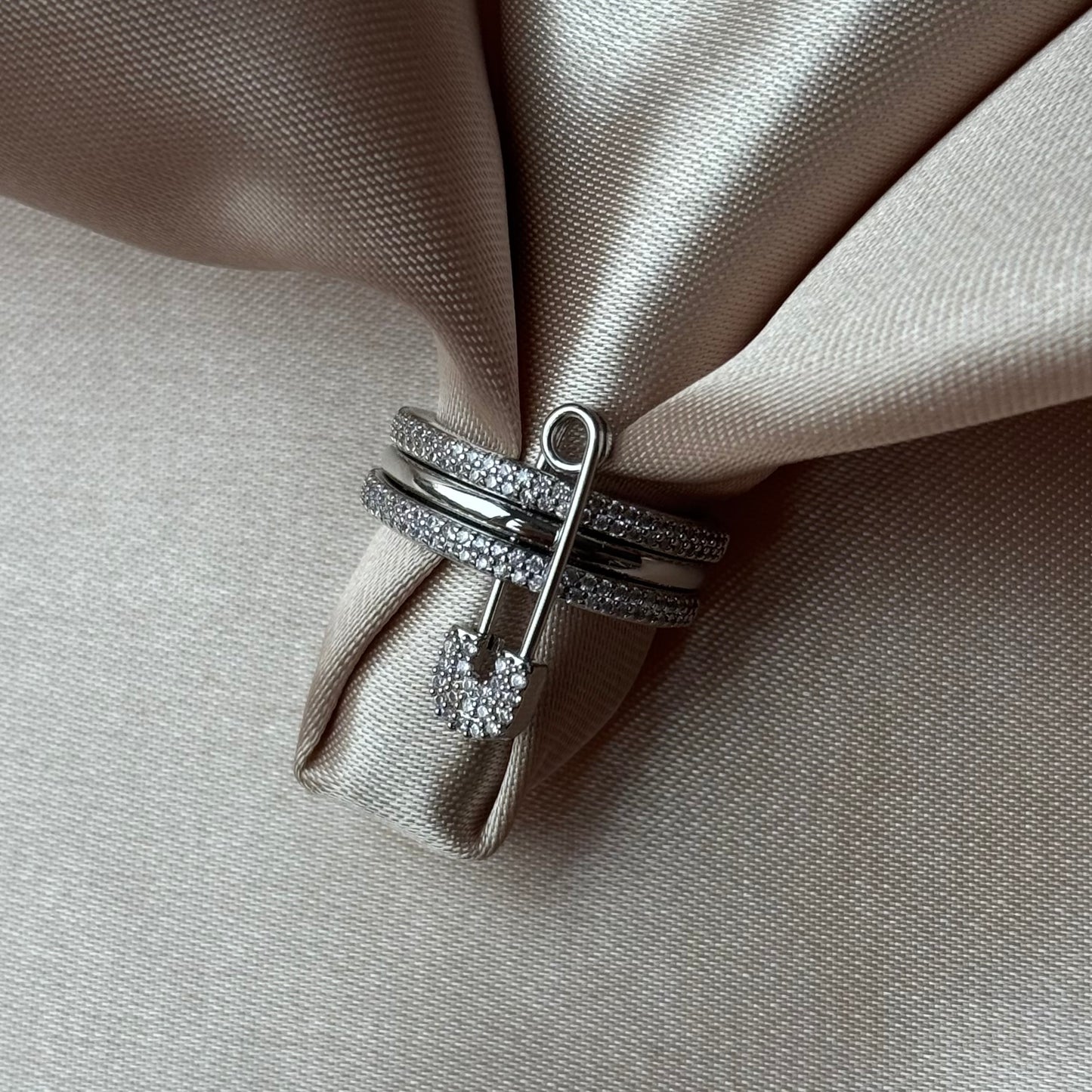 Pin Ring