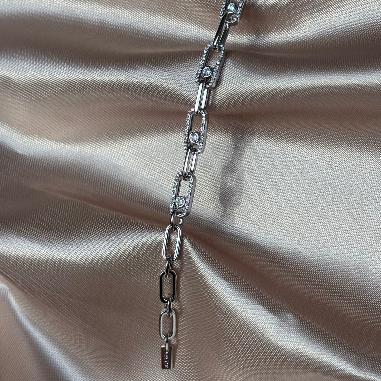 Joli Statement Armband