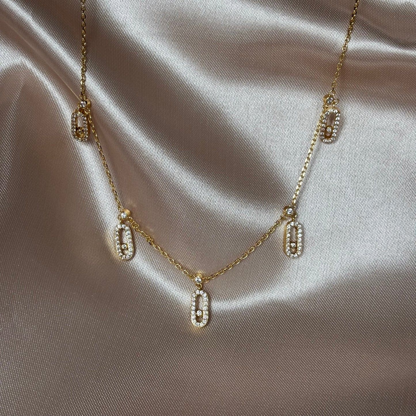 Joli Choker