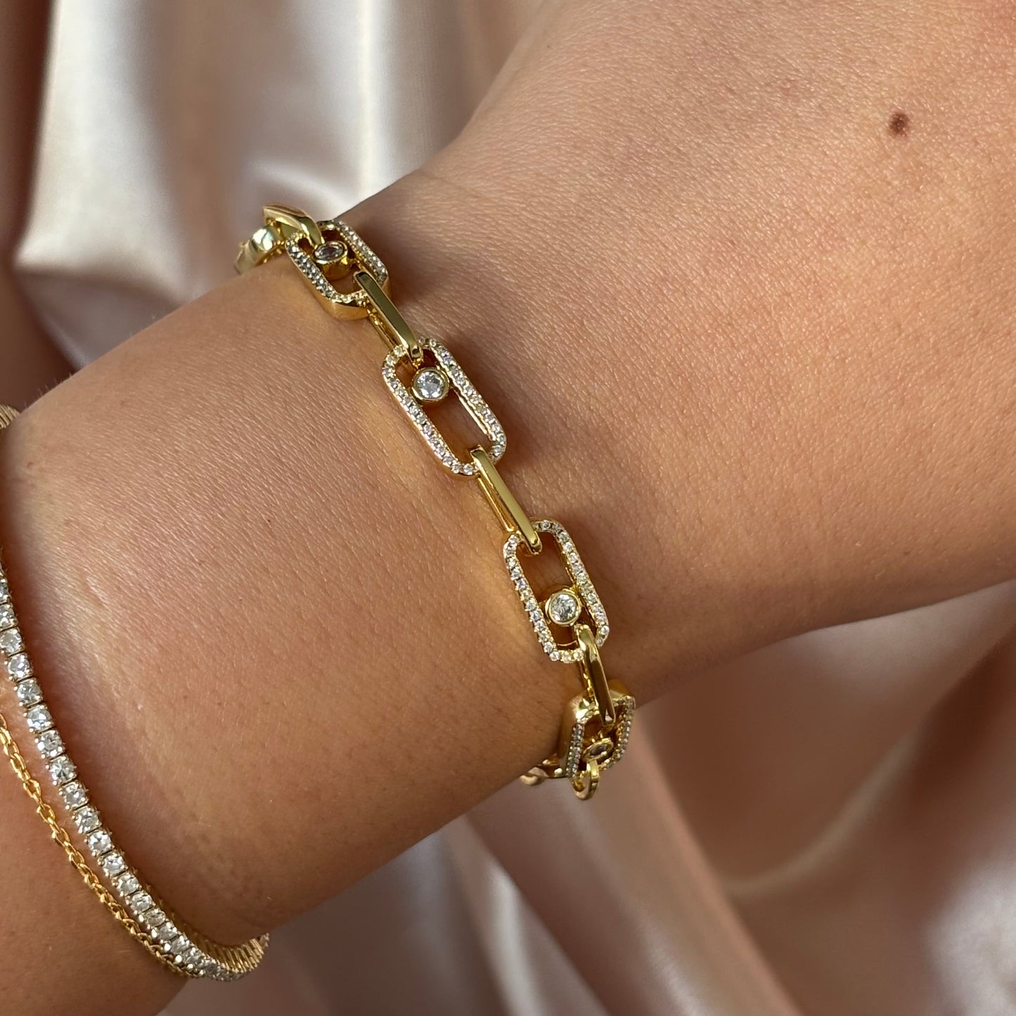 Joli Statement Armband