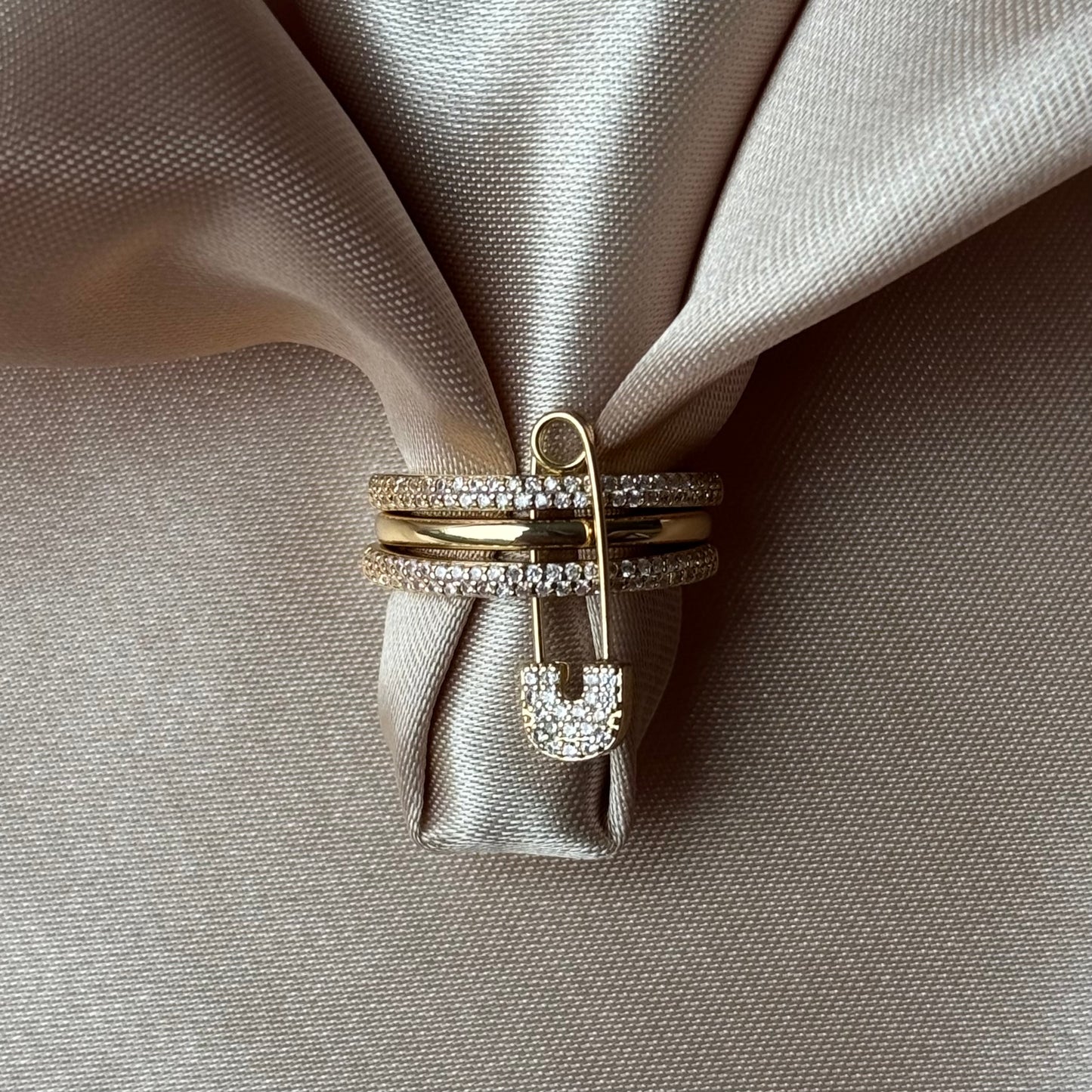 Pin Ring