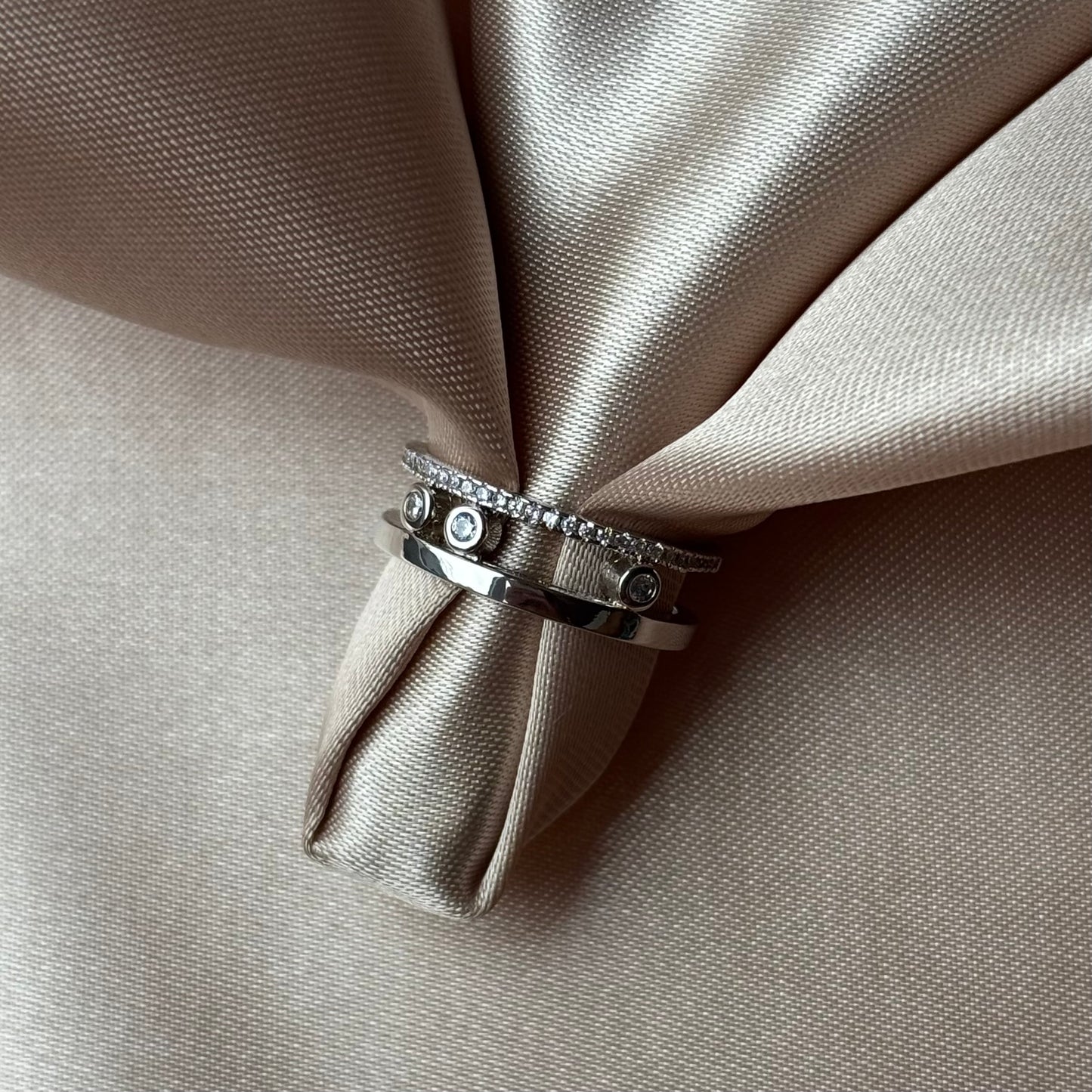 Joli Pavé Slim Ring