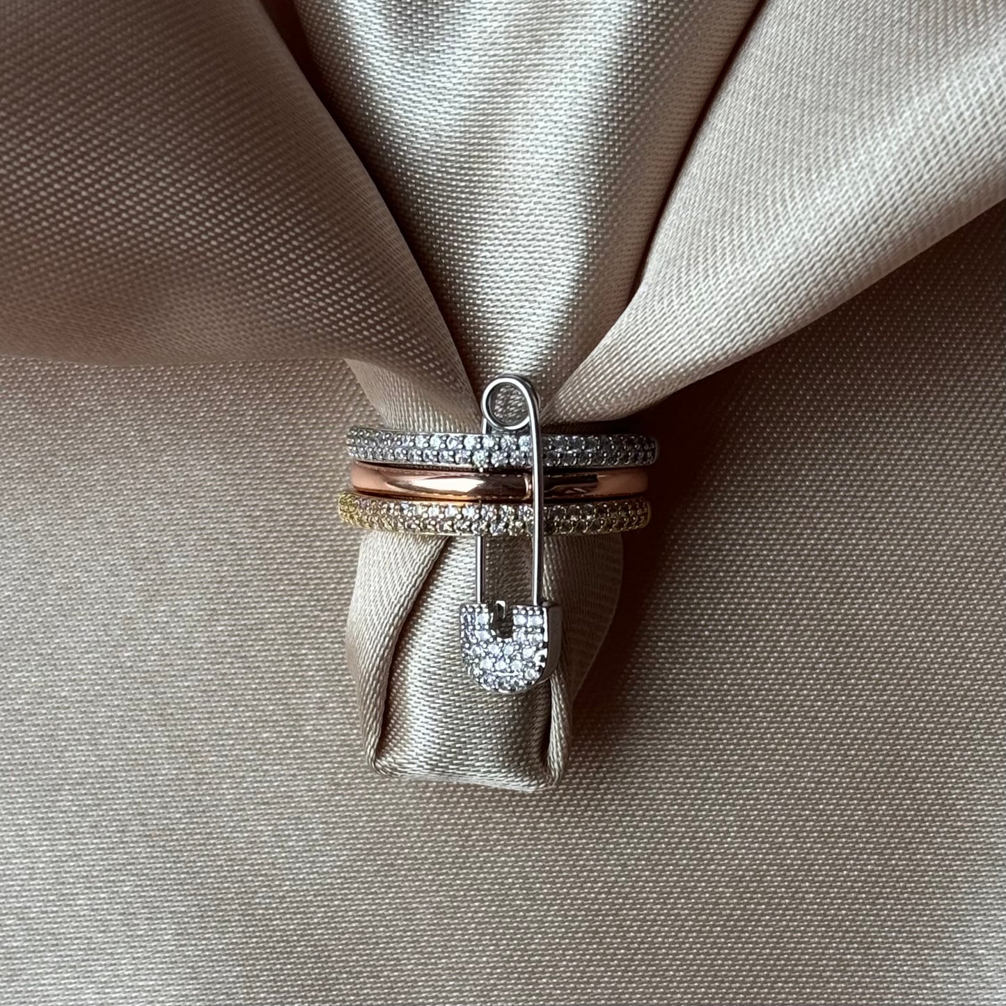 Pin Ring