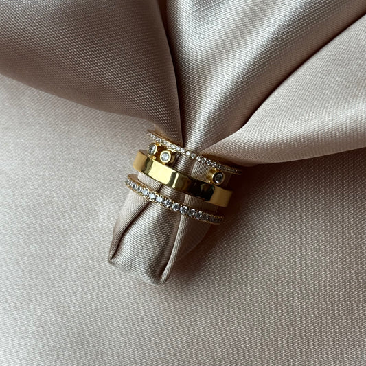 Joli Pavé Ring
