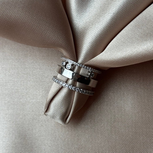 Joli Pavé Ring
